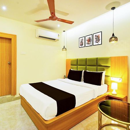 Hotel O Svs Suites Luxury Rooms Trimulgherry Exterior foto